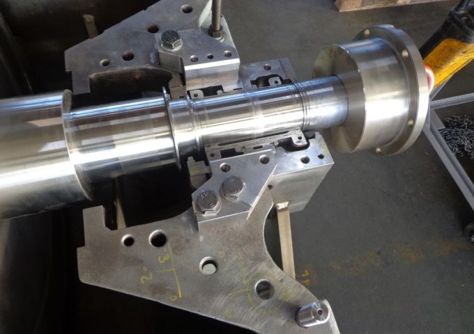 Réparation du rotor, pièce centrale de la machine tournante, par SPIE Turbomachinery